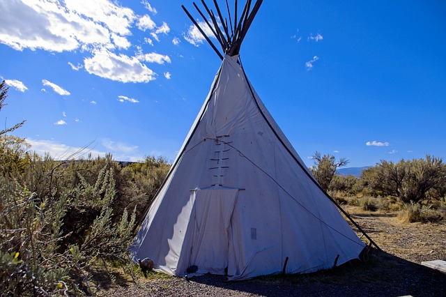 Ontdek het Avontuur: Tipi Tent Kamperen voor Volwassenen